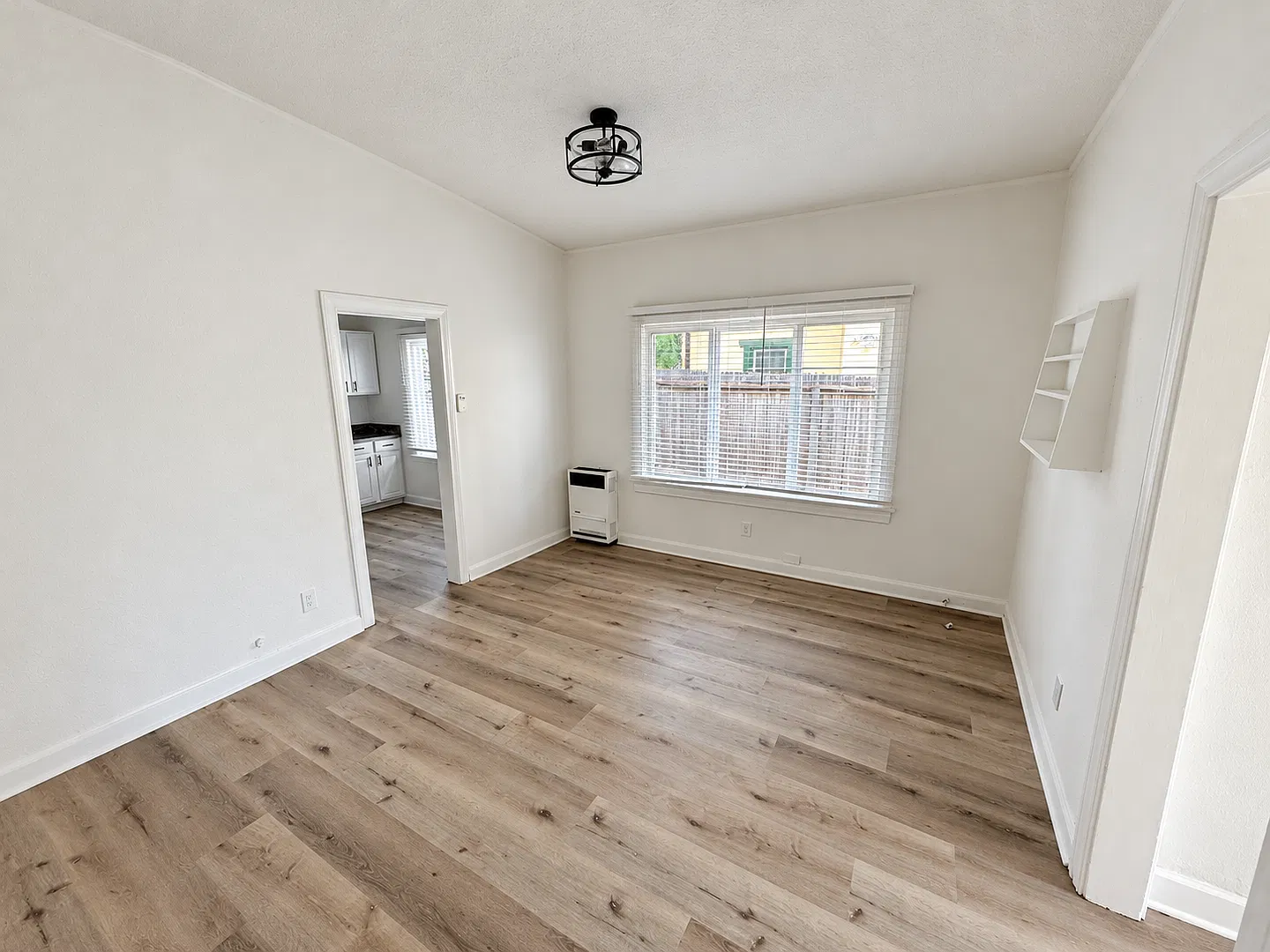 915poin — Photo 4