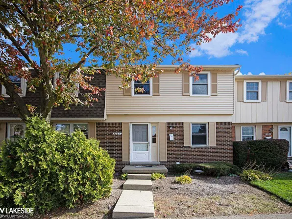 5331 Breeze Hill Pl, Troy, MI 48098