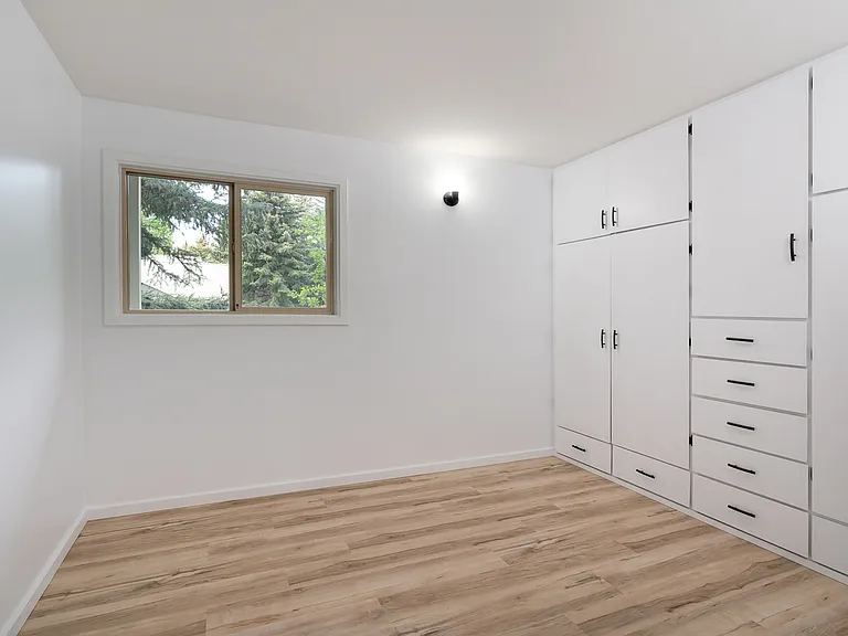 121 Pinewood Ln #B1 — Photo 7