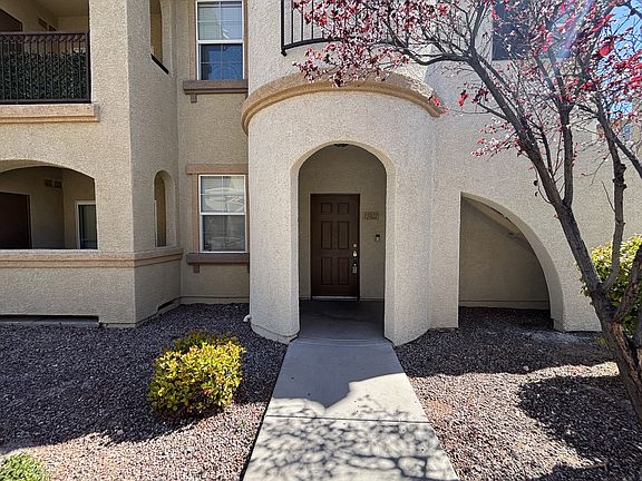 4th image of 50 Aura De Blanco St #1