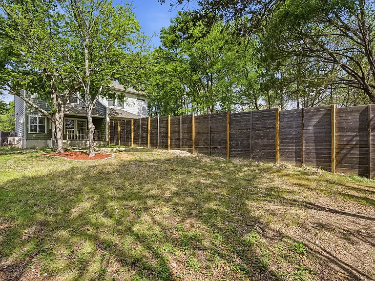 4803 Pecan Springs Rd #B — Photo 21