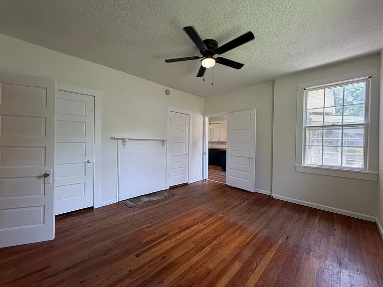 19 Oak St NE — Photo 17