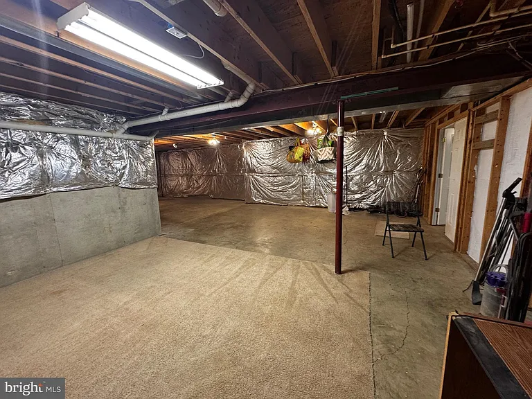 23063 Pembrook Dr — Photo 43