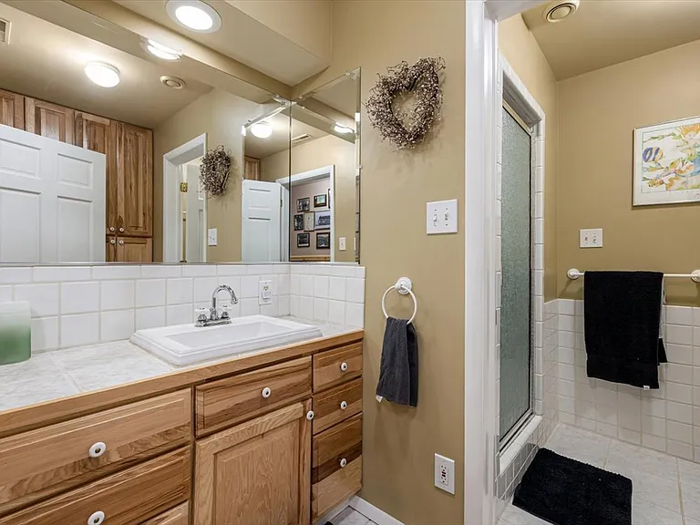 7705 N H C Dr — Photo 18