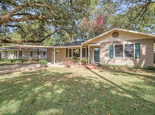 307 River Rd, Lafayette, LA 70501