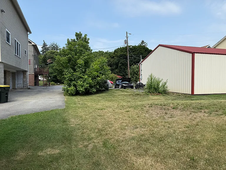 6348 Memorial Rd #1 — Photo 40