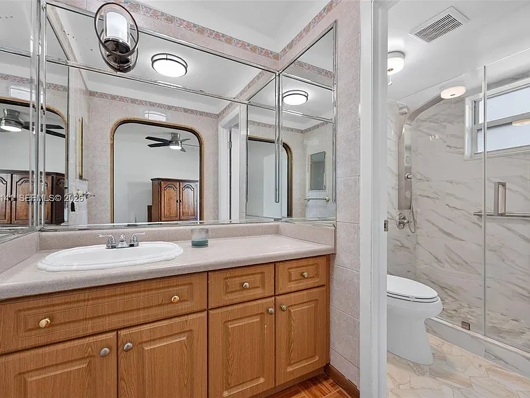 10300 Coral Way #C25 — Photo 24