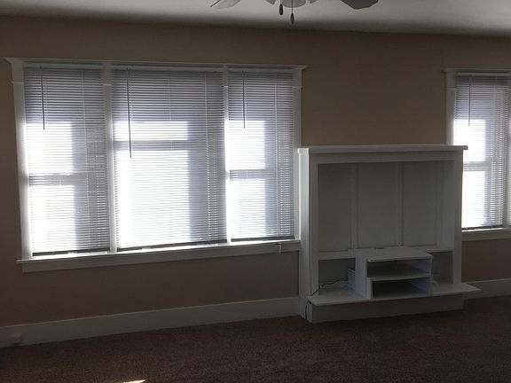 3rd image of 3786 Bancroft St