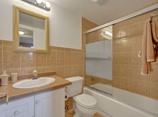 9001 Sunrise Lakes Blvd APT 110, Sunrise, FL 33322