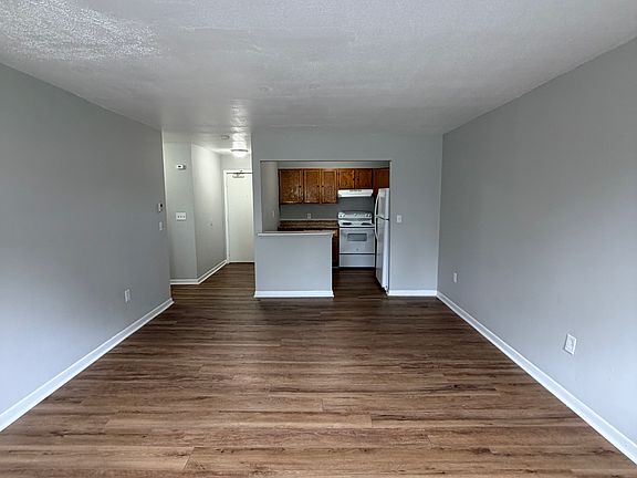 4th image of 47 Barnes Ave #C3