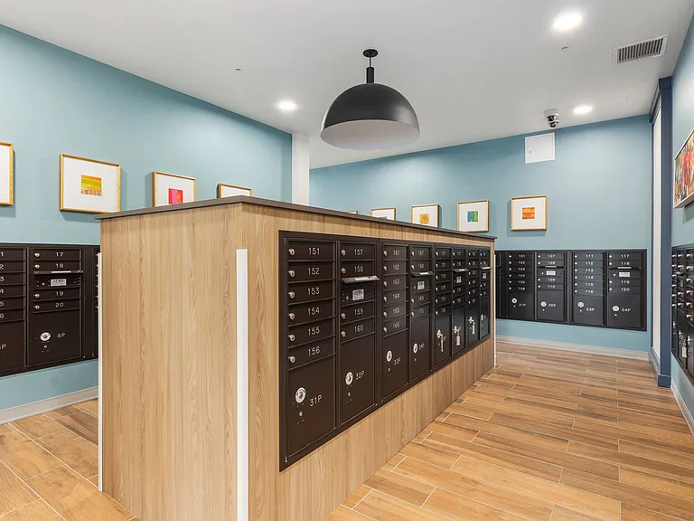 Ovation at Meeker 55+ Senior Apartments — Photo 41