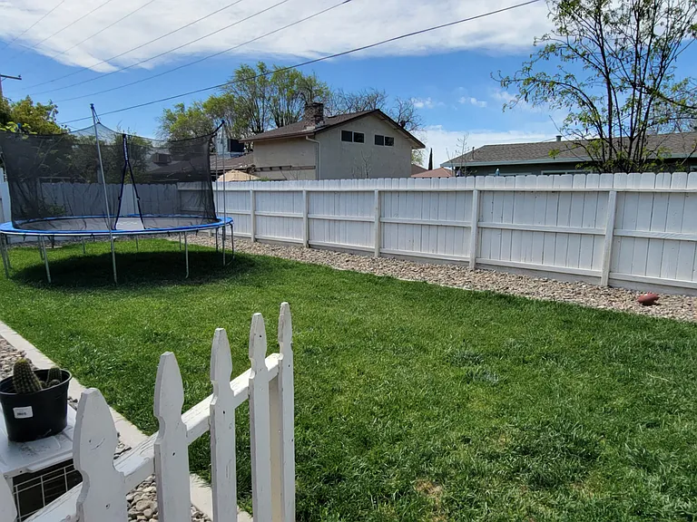 443 N Santa Ana St — Photo 9