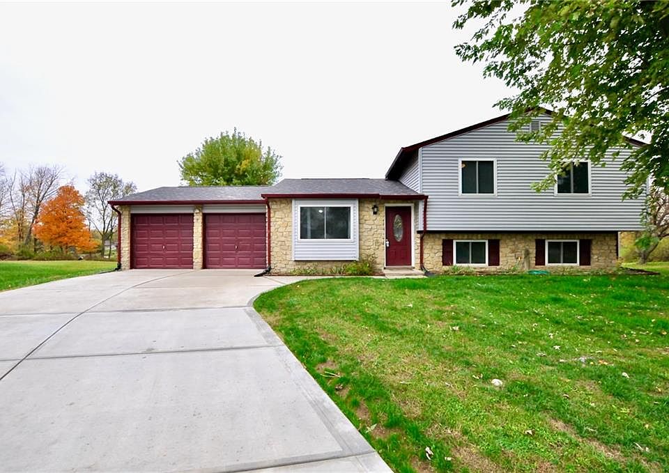 1st image of 8702 Pleasant Lake Cir