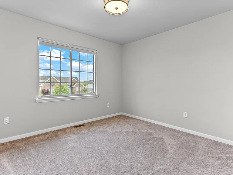 23986 W Enclave Dr — Photo 5