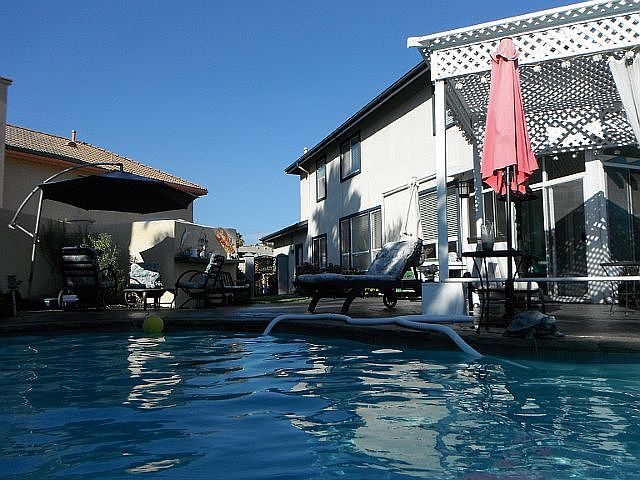 2nd image of 1156 Corrales Ln