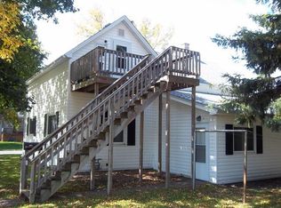 1320 1/2 3rd St W, Menomonie, WI 54751
