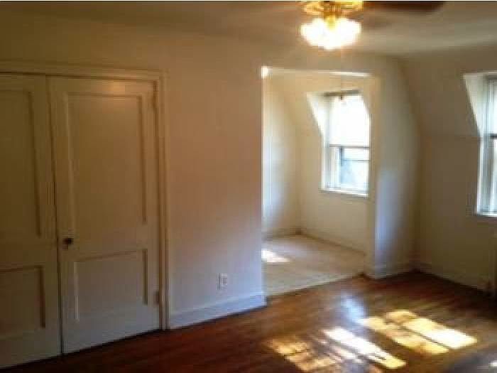 2nd image of 87 S Lansdowne Ave APT 4C