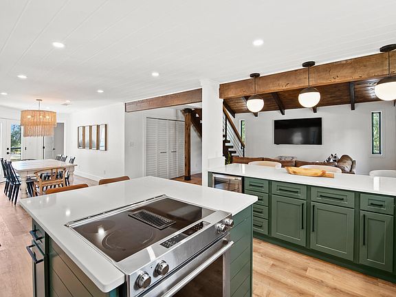 2nd image of 135 Oyster Lake Dr