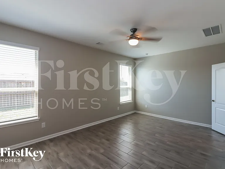 22235 Davenport Downs Ln — Photo 8