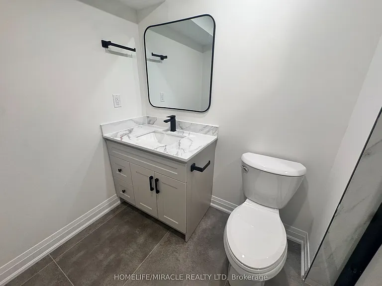 14 Berton Blvd — Photo 28