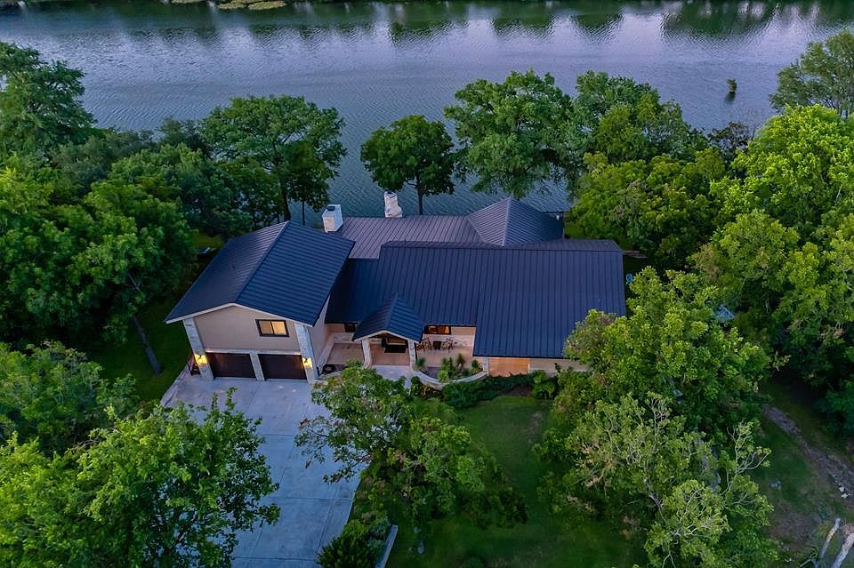 2585 Bandera Hwy, Kerrville, TX 78028 Zillow