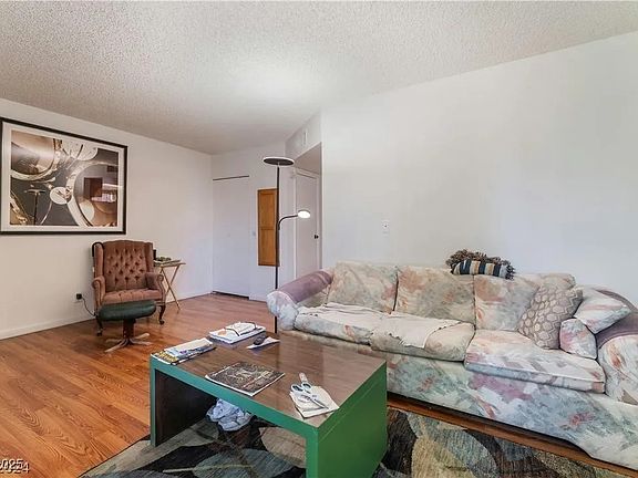 5th image of 1340 N Jones Blvd