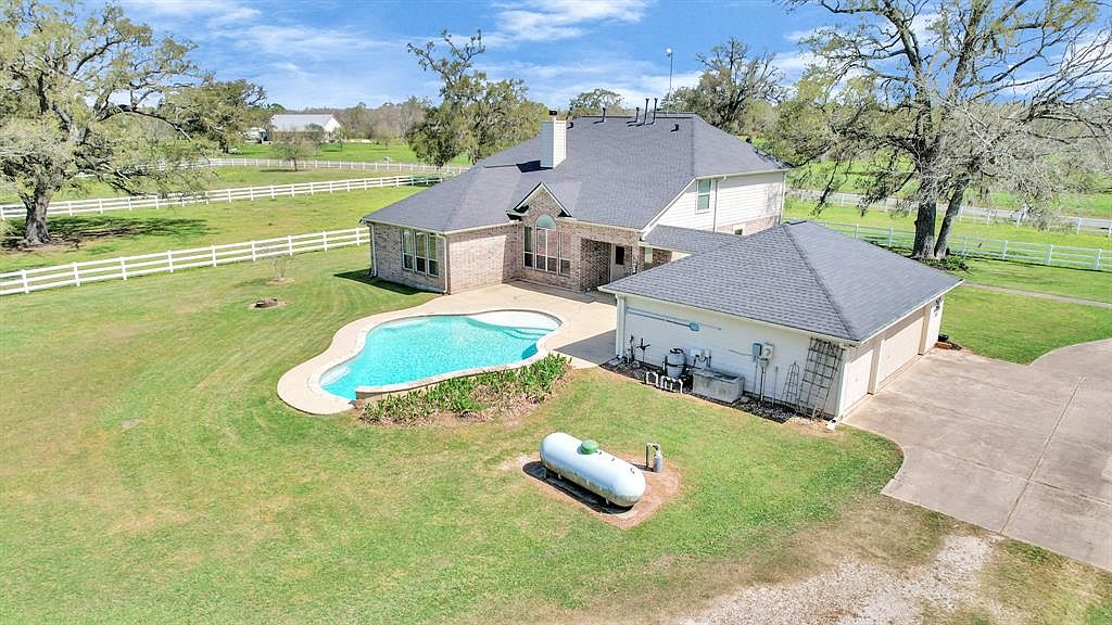 1110 Indian Rdg, Rosharon, TX 77583 | MLS #55728633 | Zillow