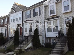 770 Balls Bluff Rd NE, Lansdowne, VA 20176