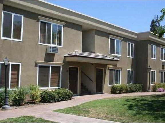 2nd image of 792 Avocado Ave