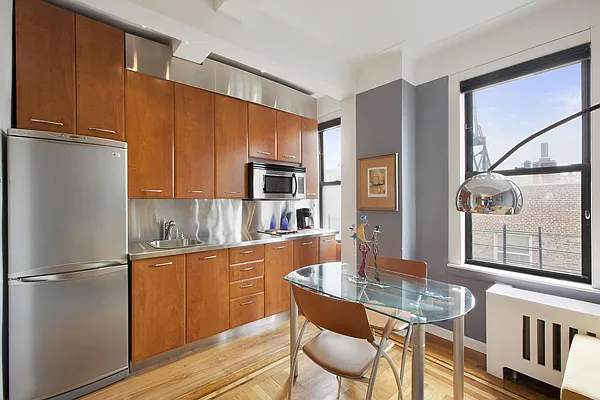 Sold by Heddings Property | media 4