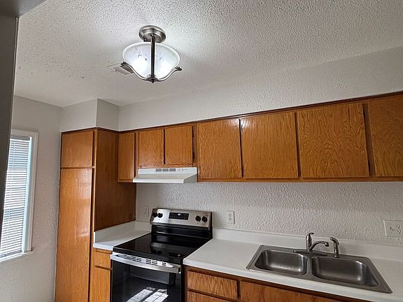4th image of 2502-202 Avent Ferry Rd