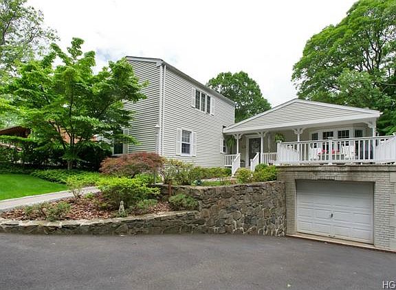 2nd image of 15 Walnut St