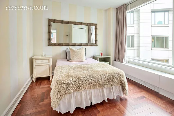 Sold by Corcoran | media 8