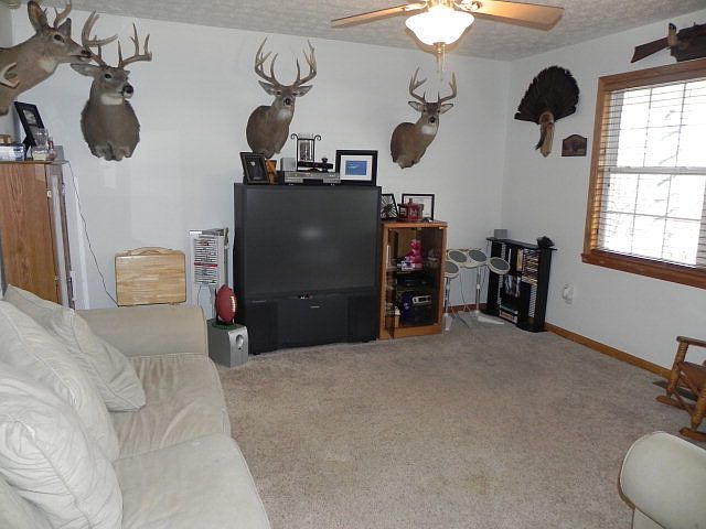 1st image of 282 Fox Hill Dr