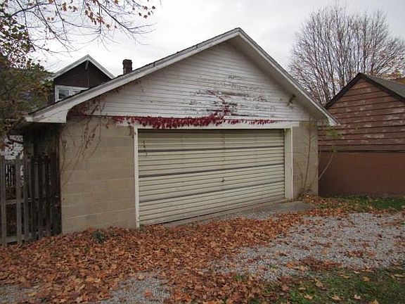 4th image of 403 Ontario Ave