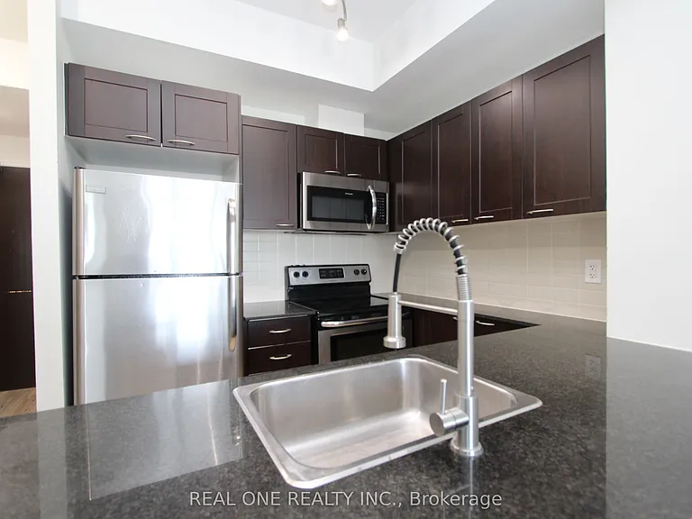 385 Prince Of Wales Dr #1804 — Photo 4