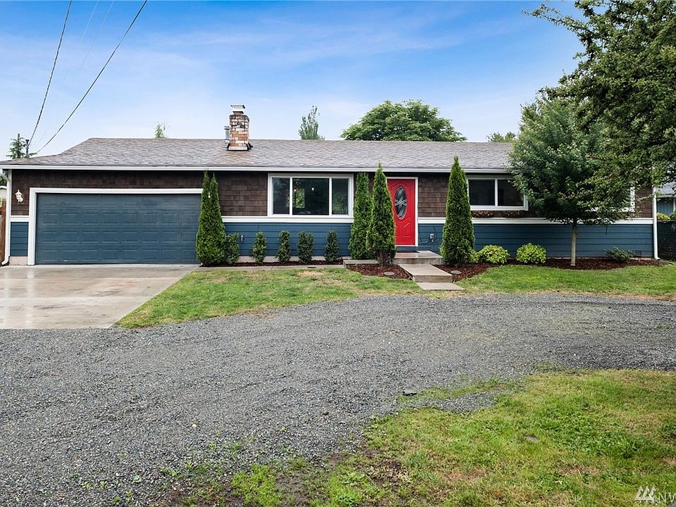 1st image of 34 2nd Ave N