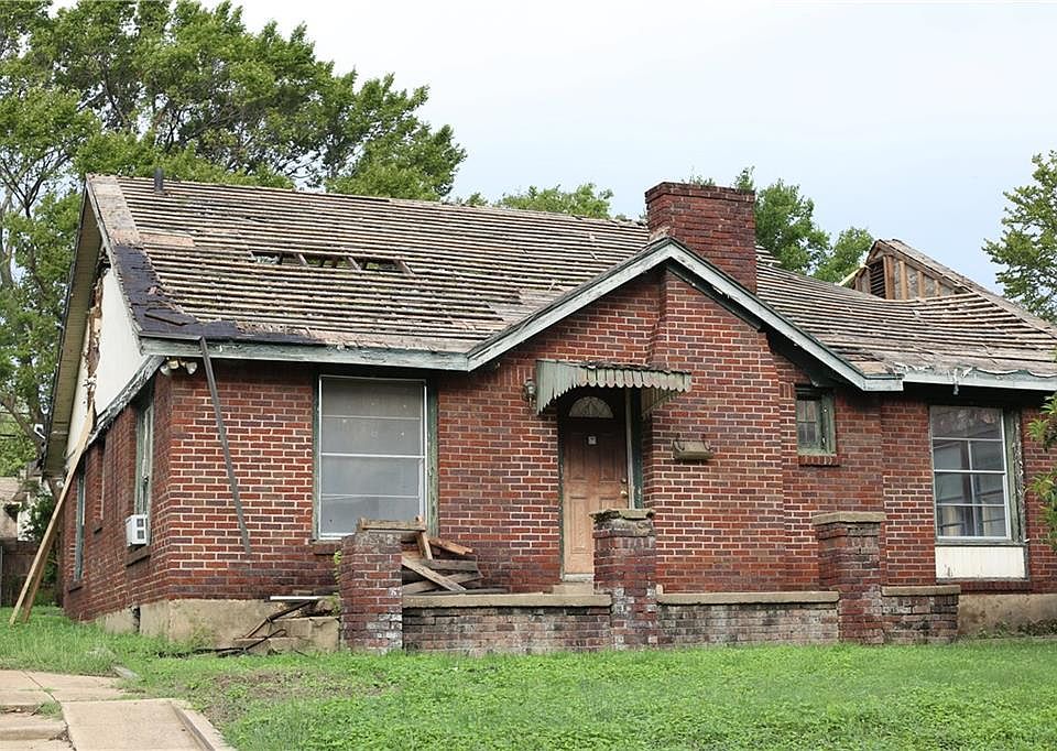 1st image of 2524 Lubbock Ave