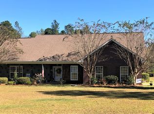 1156 J B Horne Rd, Hattiesburg, MS 39401