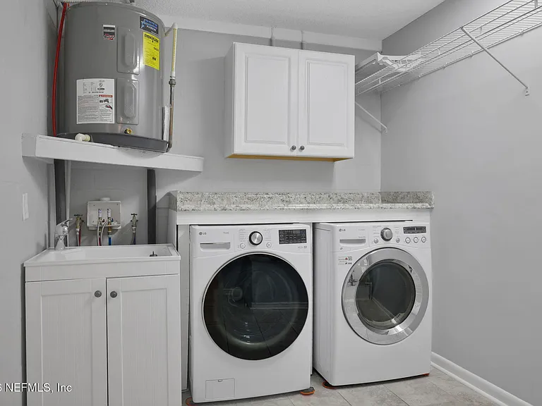 42 Dolphin Blvd — Photo 31