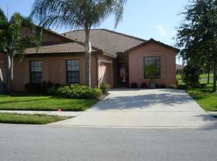 184 Shell Falls Dr, Apollo Beach, FL 33572