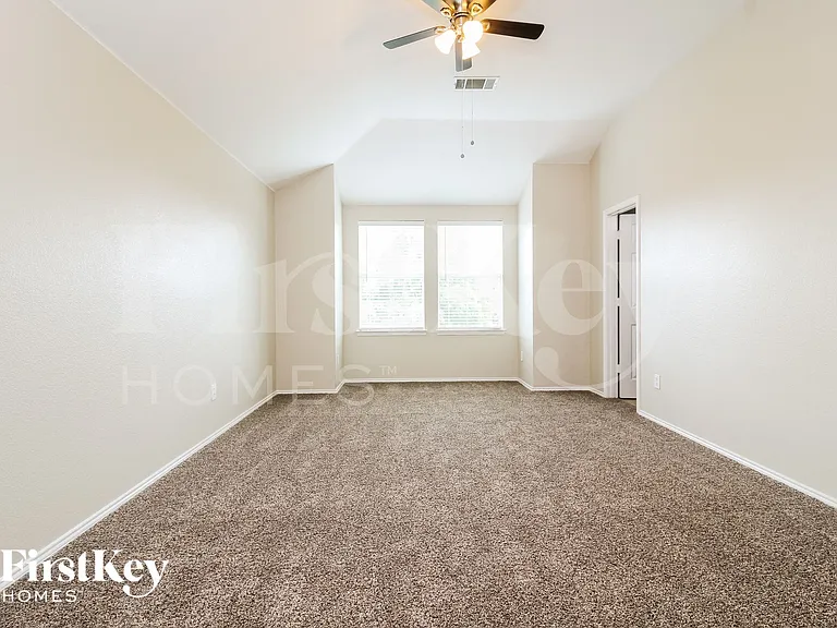 2200 Malone Dr — Photo 10