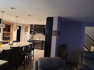 132 Bassett Rd, Williamsville, NY 14221