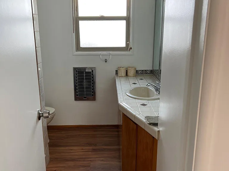 10563 Emery St — Photo 6