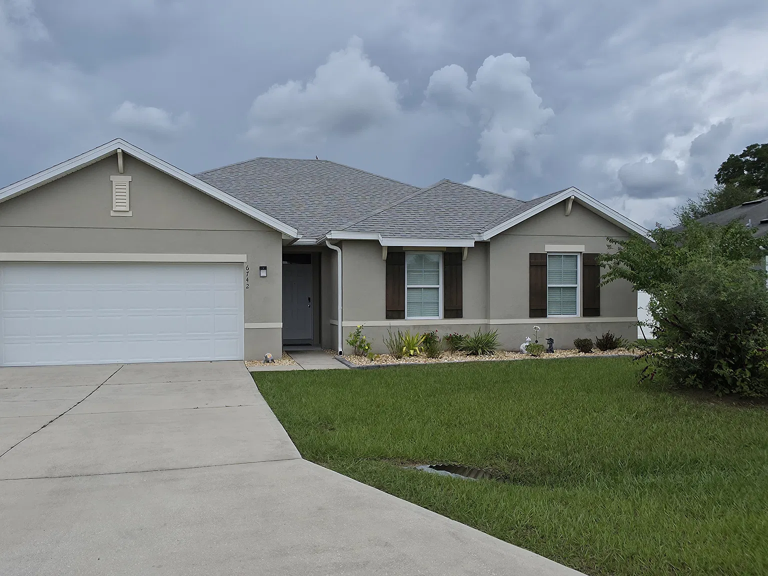 3 bed, 1795 sqft, $2,300 — Photo 1