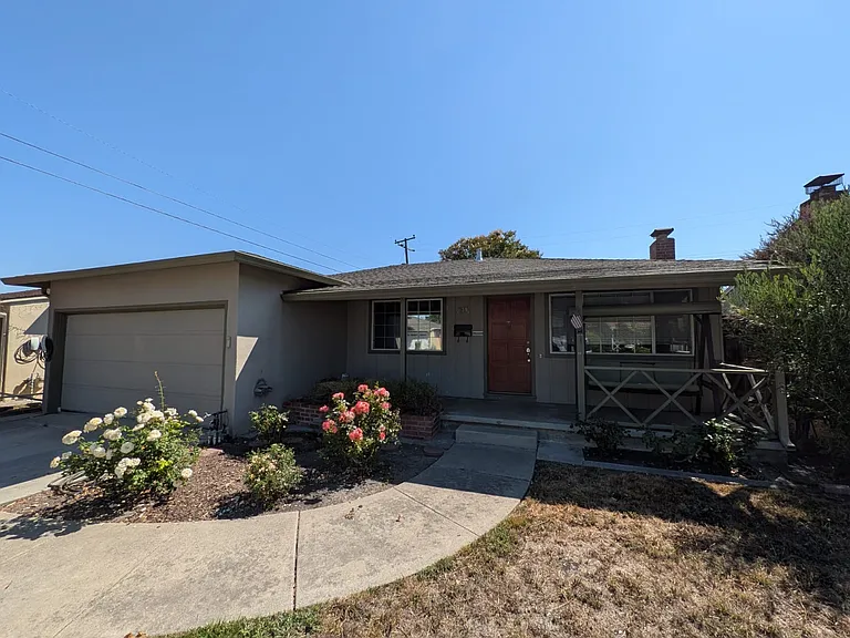 639 Azevedo Ct — Photo 43