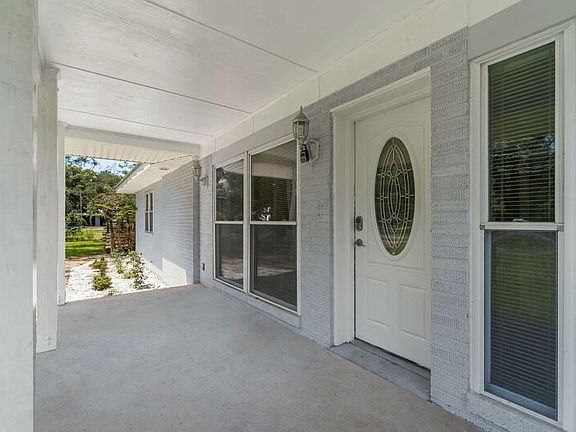 4th image of 920 Beachview Dr