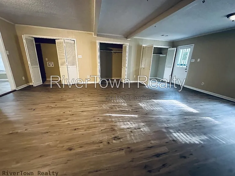 842 Isabelle St — Photo 18