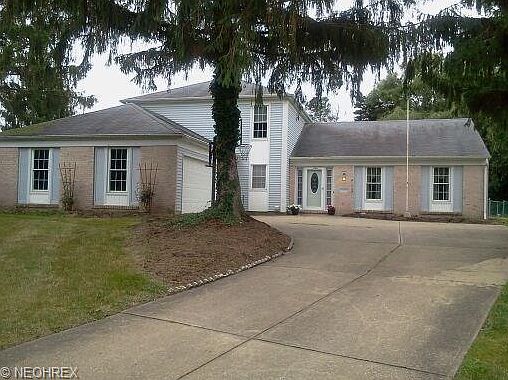 1st image of 1115 S Danbury Cir