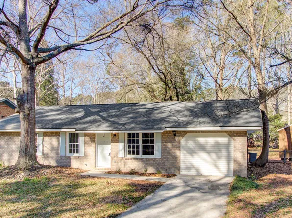 141 Larson Rd, Summerville, SC 29485